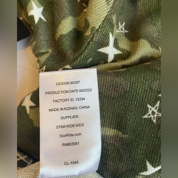 Star Ride Brushed Camo Long sleeve Star Top Girls Size 5/6 NWT - Picture 6 of 10